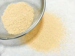 Hạt nêm là thành phẩm của máy tạo hạt cốm